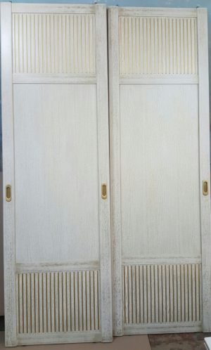 Двери для шкафа купе с фрезеровкой Элиста